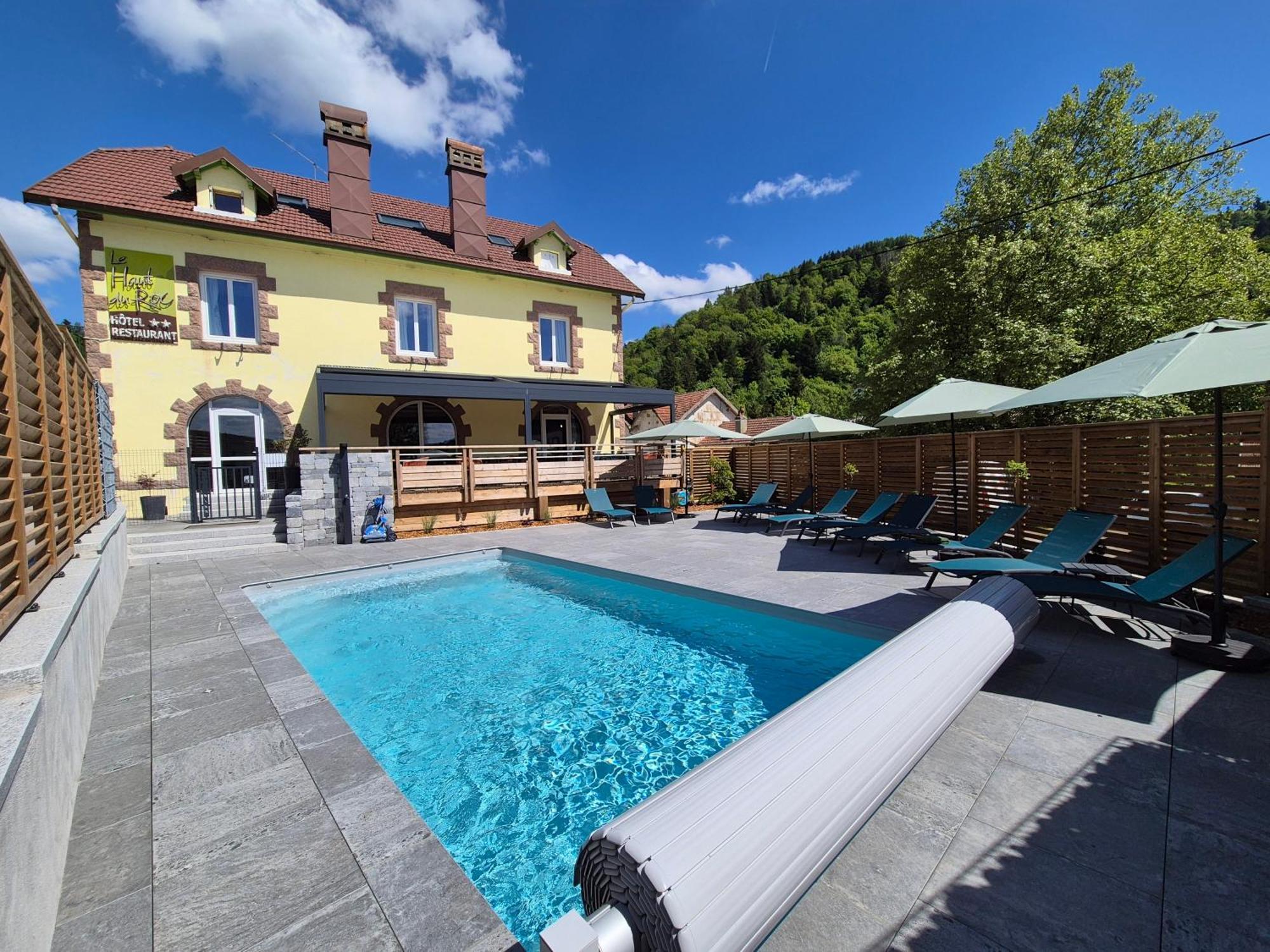 Hotel Restaurant Du Haut Du Roc Basse-sur-le-Rupt Экстерьер фото